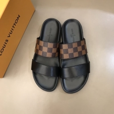 Louis Vuitton Slippers